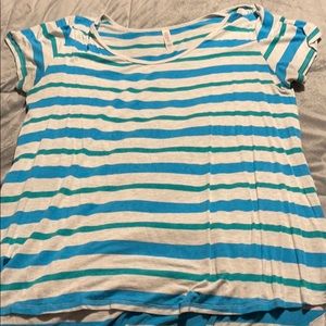 LuLaRoe classic tee